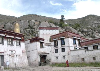 西藏拉萨达普寺