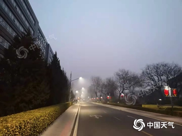                     “七九”首日北京迎降温 假期后半段寒意持续                    1