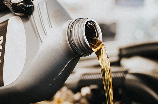 液压油是什么油做的