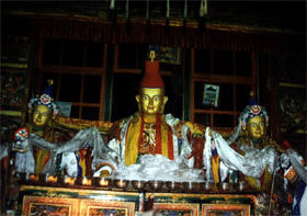 西藏山南藏王墓