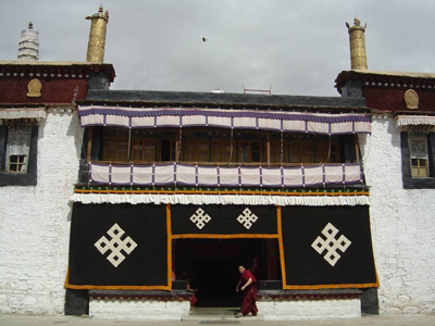 西藏拉萨下密寺